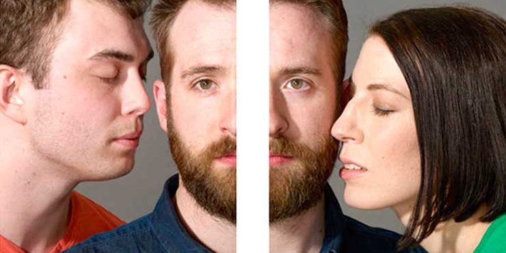 un hombre con una mujera a la derecha y un hombre a la izquierda muy cerca (bisexual)